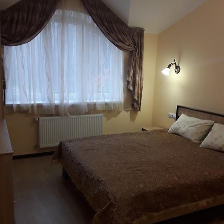 Gostynnyi Dvir Cottage 捷尔诺波尔 外观 照片