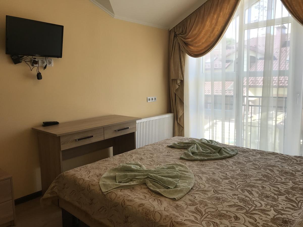 Gostynnyi Dvir Cottage 捷尔诺波尔 外观 照片
